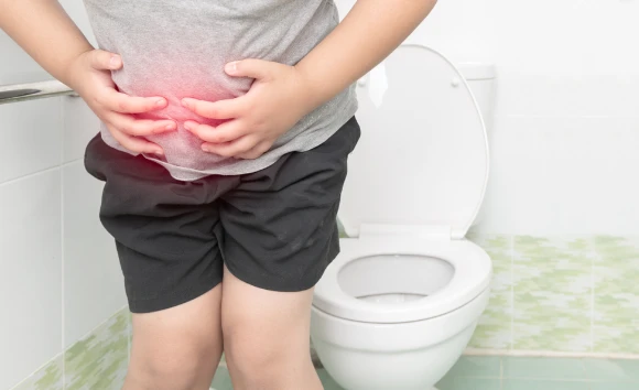 Táo bón và những điều bạn chưa biết về bệnh viêm đại tràng 