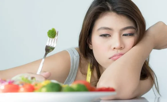 Lúc chán ăn, lúc lại thèm ăn – cảnh báo cơ thể bạn đang gặp vấn đề gì?